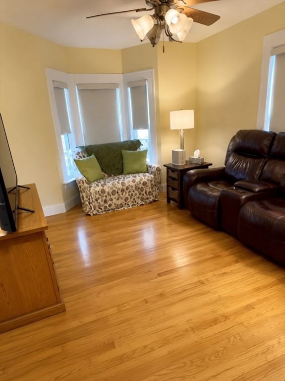 28 Everett St #0 Woburn — Photo 5 of 14