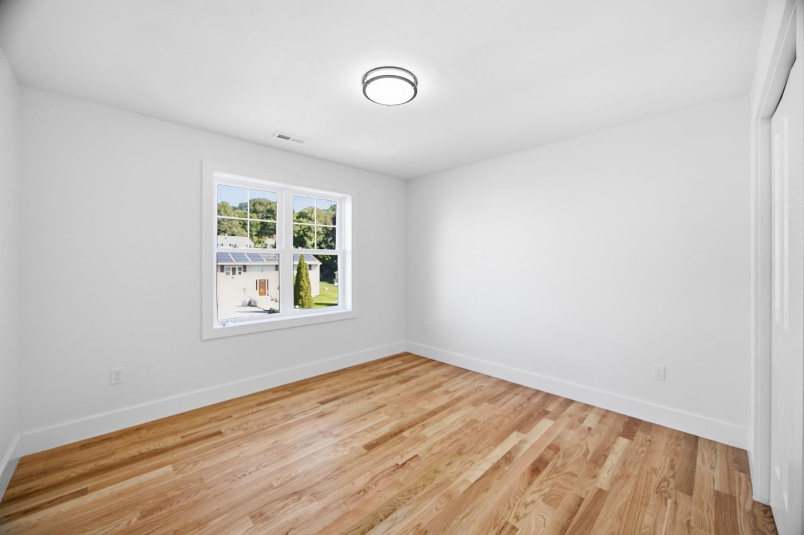 18 Bowker Street Worcester — Photo 12 of 41