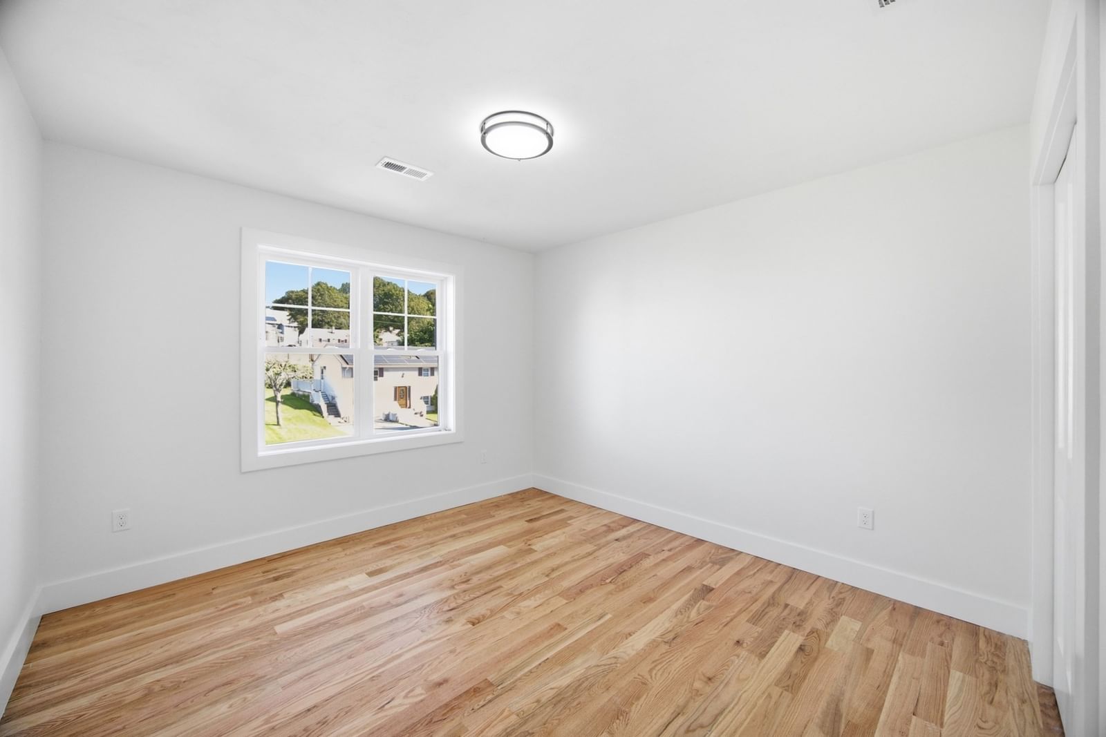 18 Bowker Street Worcester — Photo 20 of 41