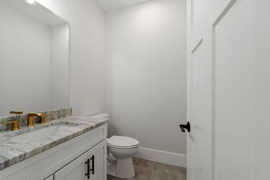 865 Johnson Street North Andover — Photo 16 of 41