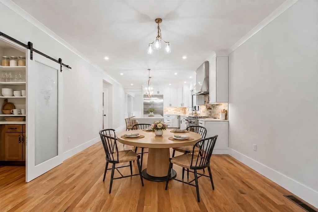 865 Johnson Street North Andover — Photo 4 of 41