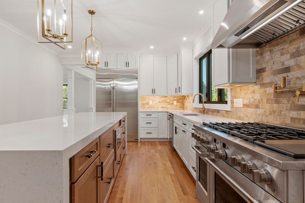 865 Johnson Street North Andover — Photo 6 of 41