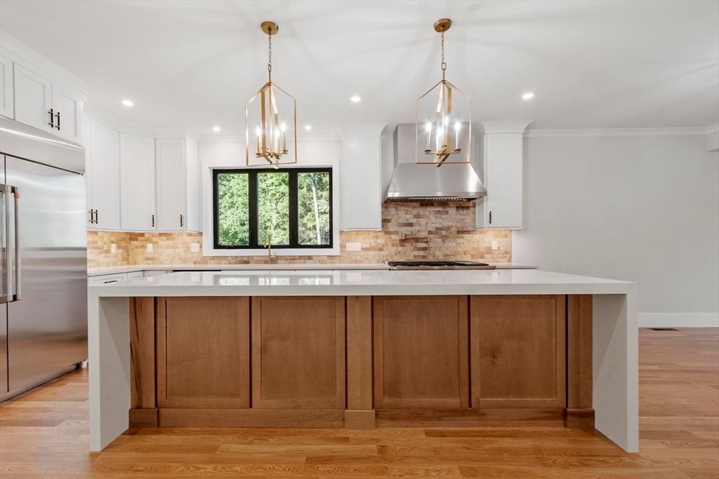 865 Johnson Street North Andover — Photo 8 of 41