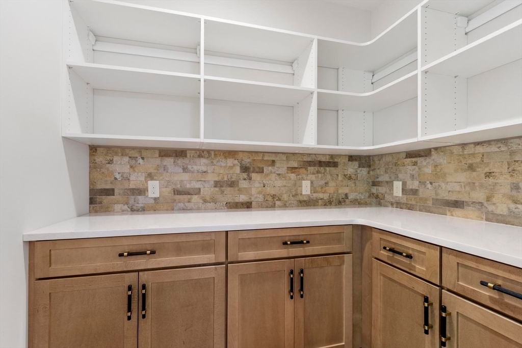 865 Johnson Street North Andover — Photo 9 of 41