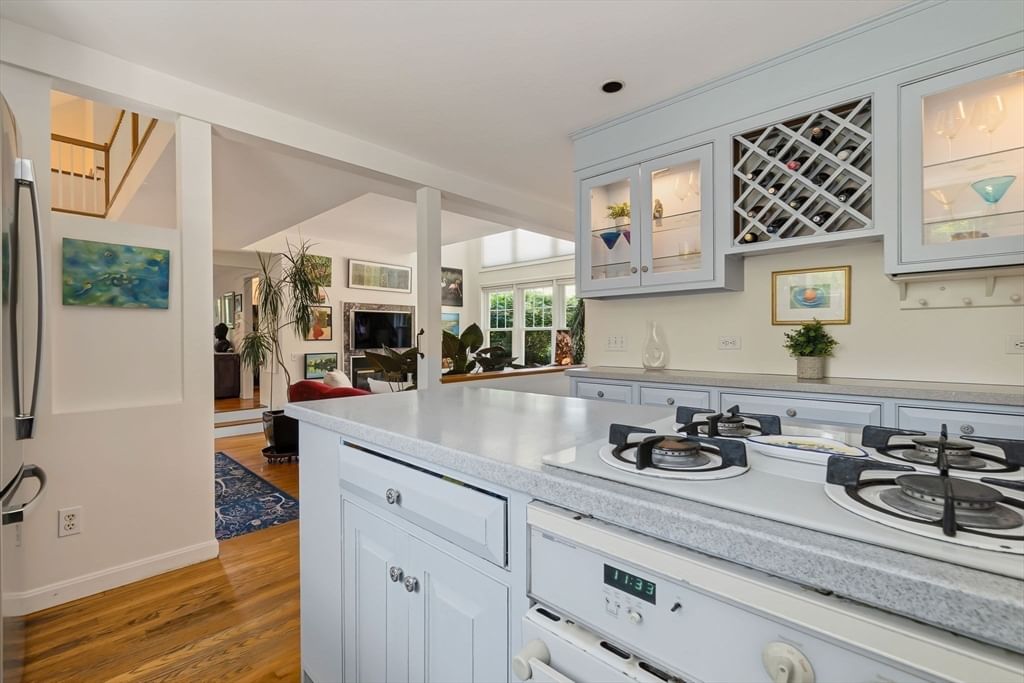 Listing Image 15