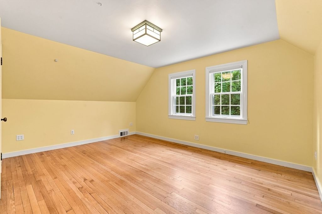 6 Smith Street Amherst — Photo 18 of 42