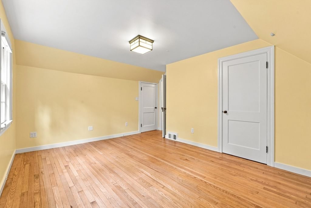 6 Smith Street Amherst — Photo 19 of 42
