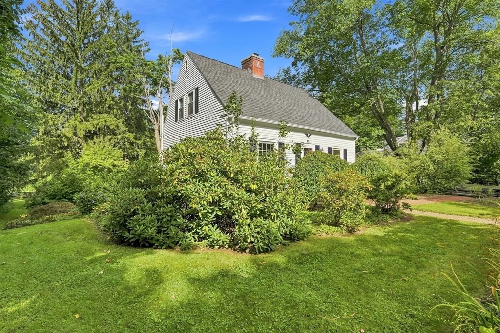 6 Smith Street Amherst — Photo 32 of 42