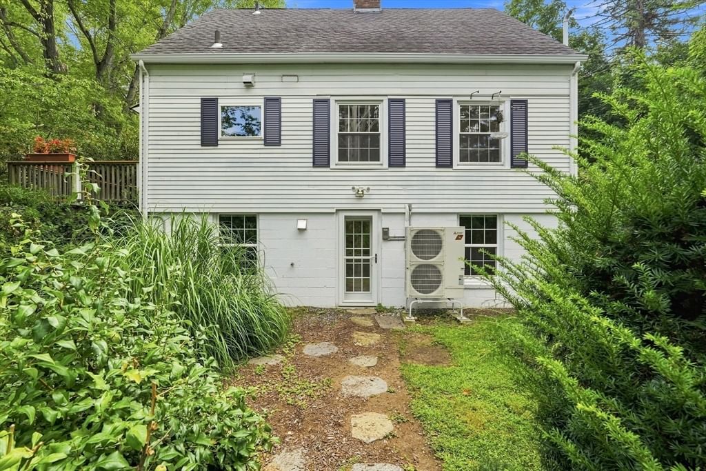 6 Smith Street Amherst — Photo 33 of 42