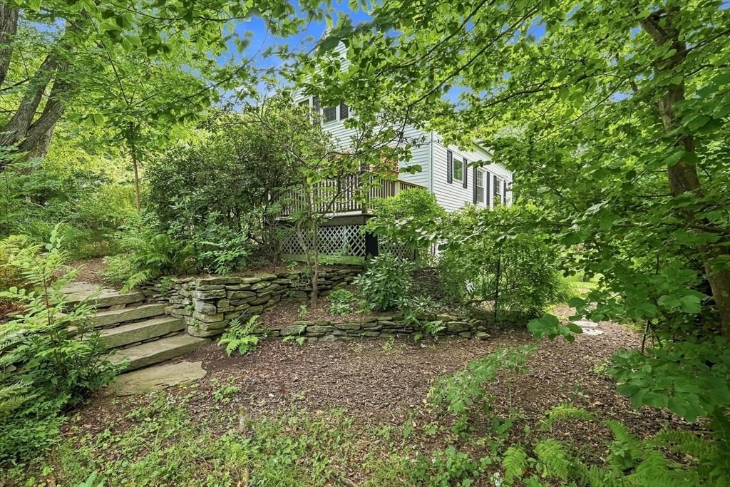 6 Smith Street Amherst — Photo 34 of 42