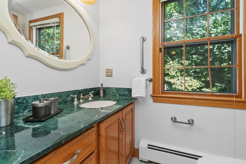 20 Village Cir Lexington — Photo 17 of 26