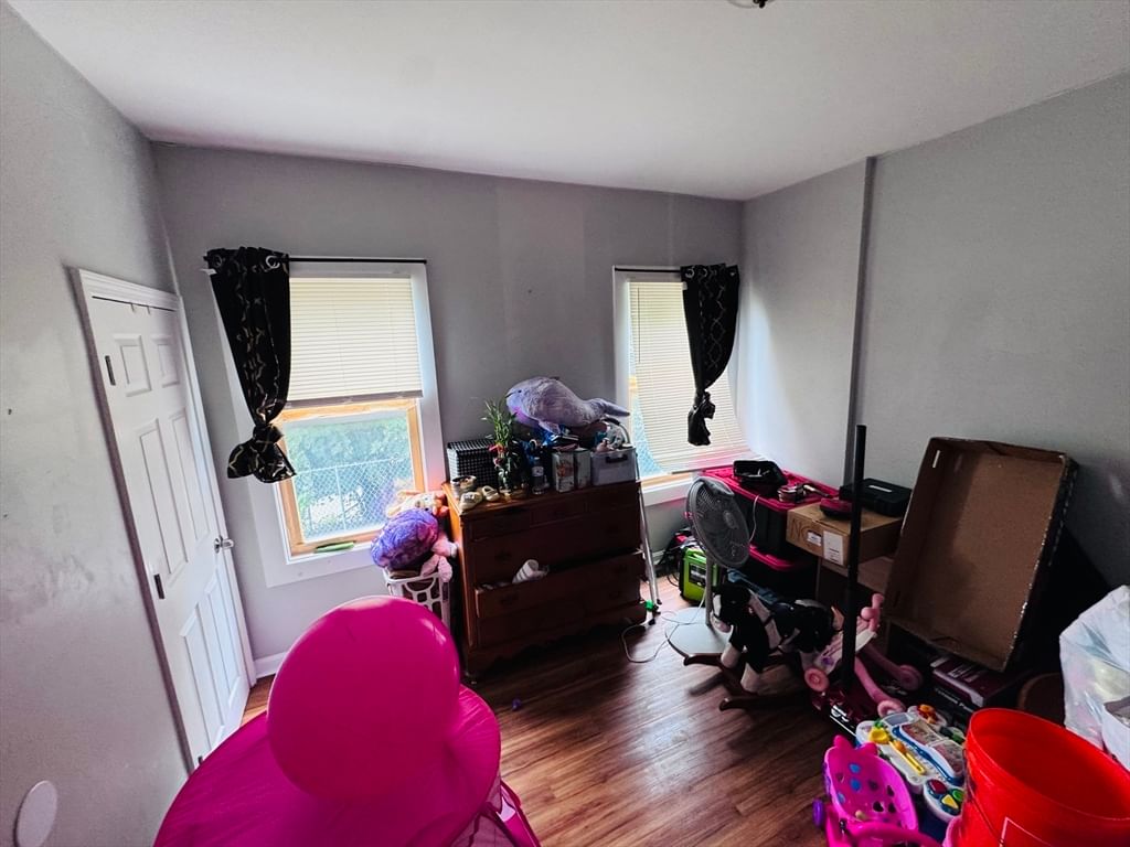 17 Winthrop St Worcester — Photo 12 of 41