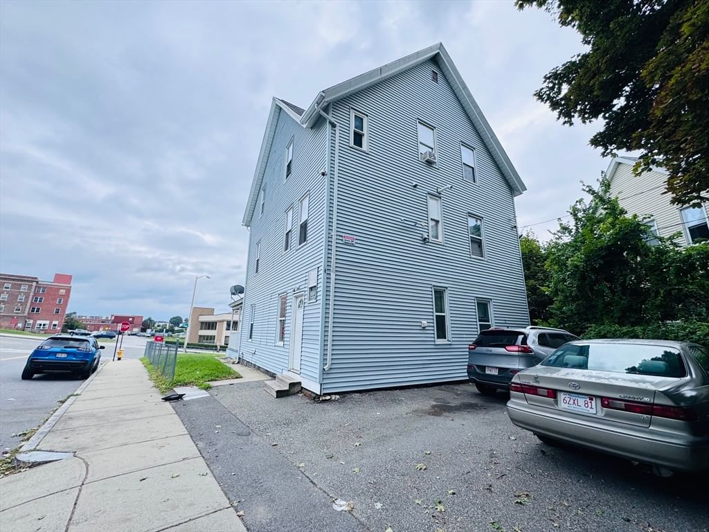 17 Winthrop St Worcester — Photo 41 of 41
