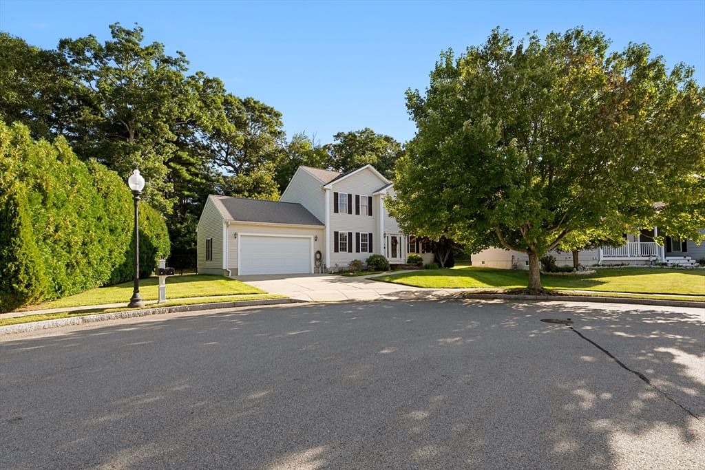 3 Joy Rd New Bedford — Photo 10 of 25