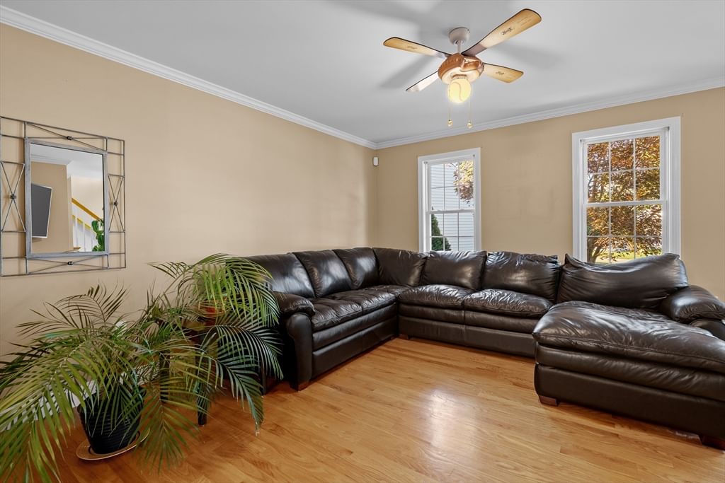 3 Joy Rd New Bedford — Photo 13 of 25
