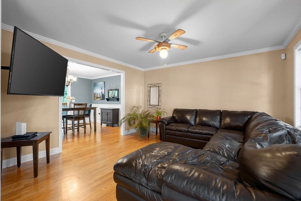 3 Joy Rd New Bedford — Photo 14 of 25