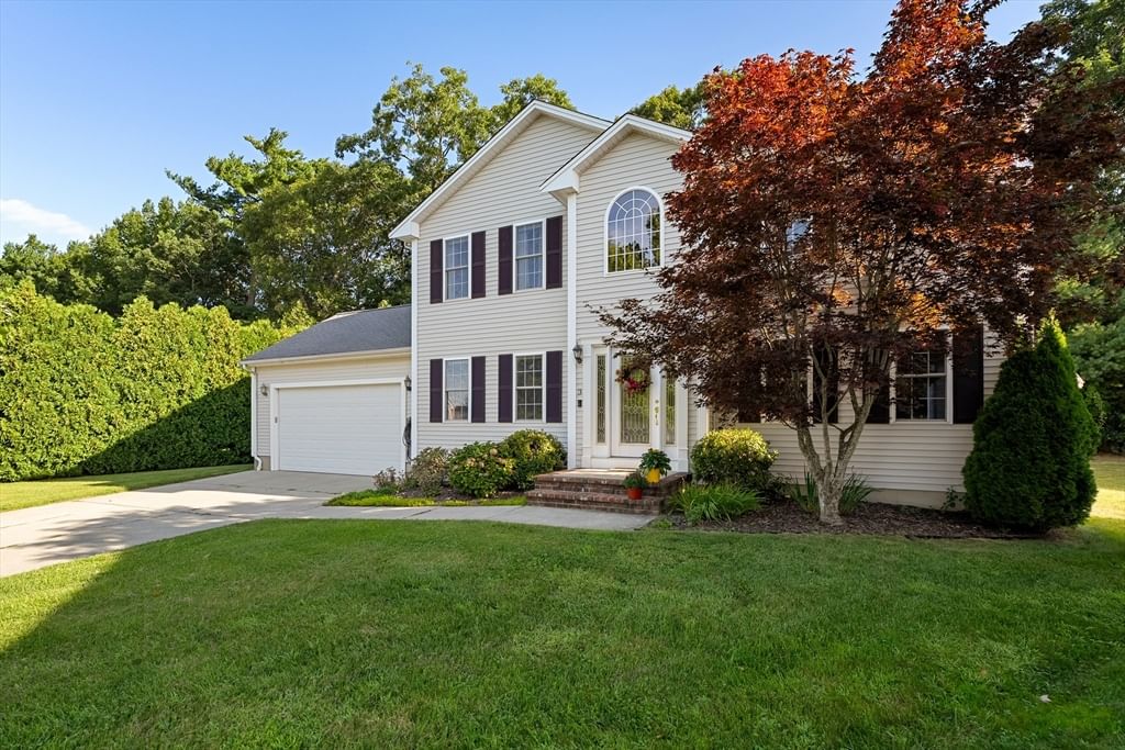 3 Joy Rd New Bedford — Photo 7 of 25