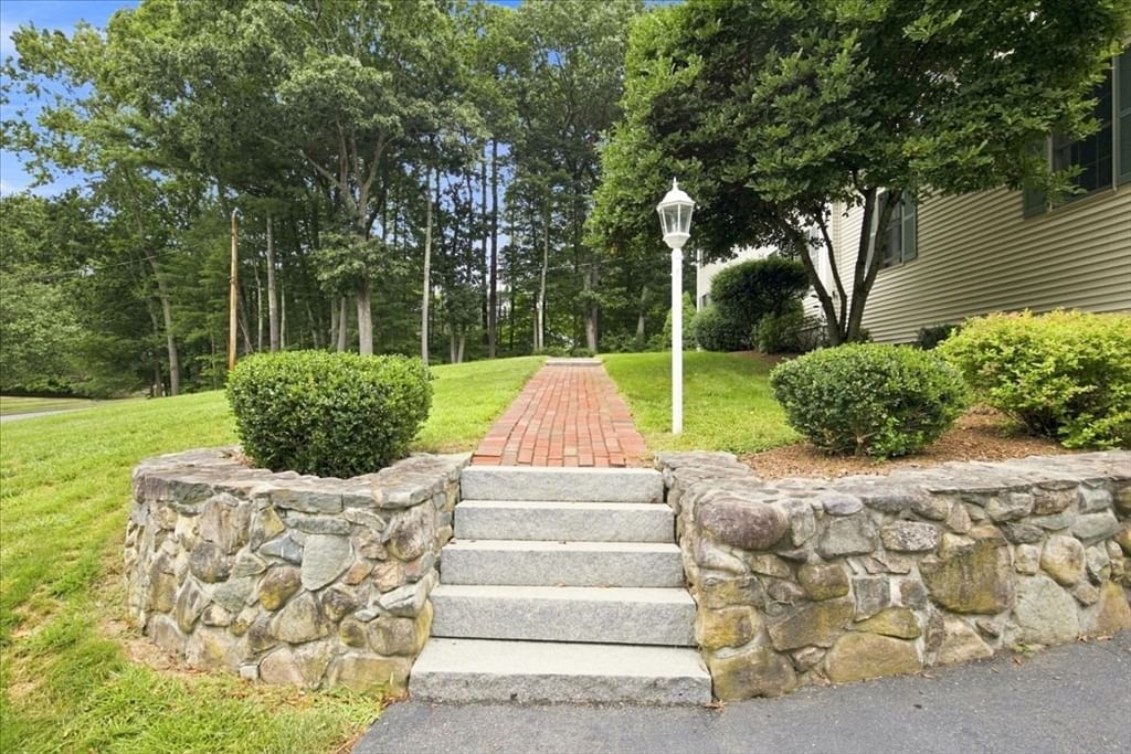 60 Wagon Road Walpole — Photo 9 of 42