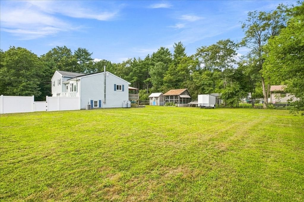 3 Charbonneau Ave Lakeville — Photo 31 of 39