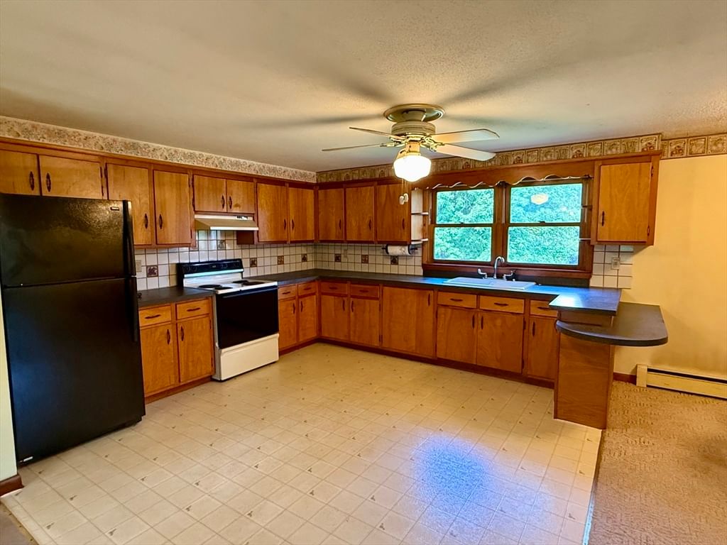 75 Dugan Rd Ware — Photo 15 of 29