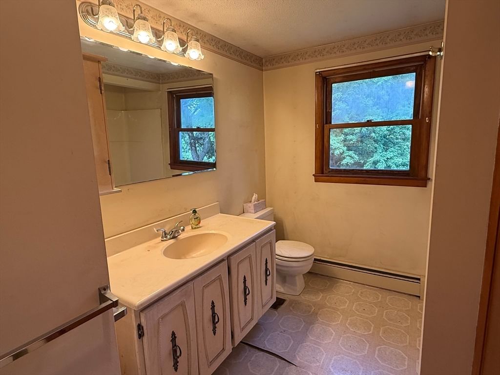 75 Dugan Rd Ware — Photo 24 of 29