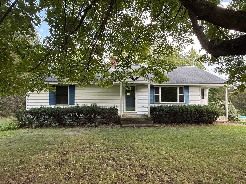 75 Dugan Rd Ware — Photo 3 of 29