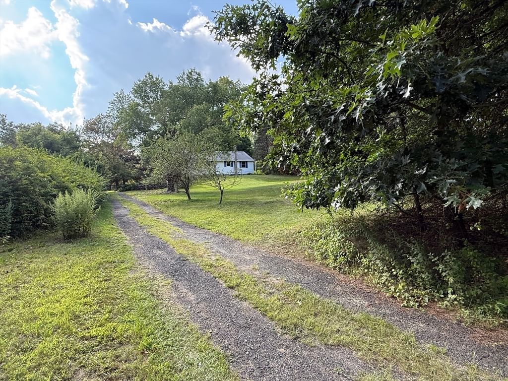 75 Dugan Rd Ware — Photo 7 of 29