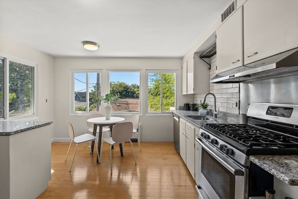 19 Brunswick Rd Arlington — Photo 17 of 42