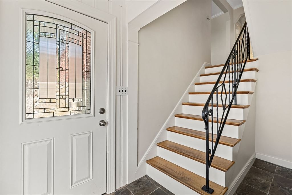 19 Brunswick Rd Arlington — Photo 3 of 42
