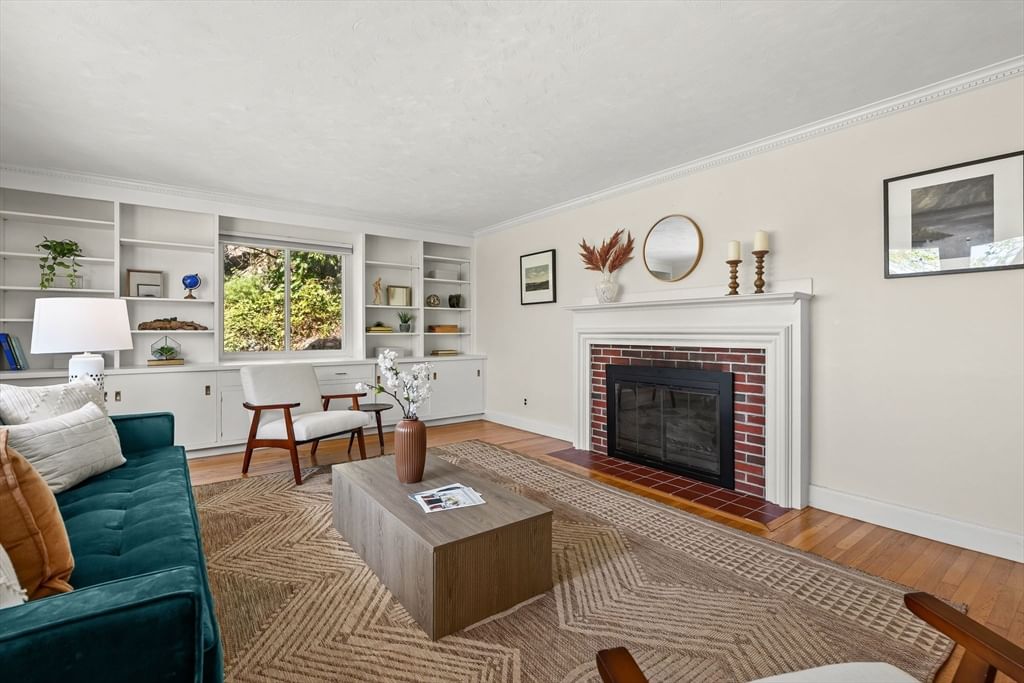 19 Brunswick Rd Arlington — Photo 7 of 42