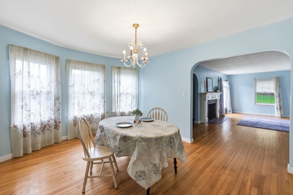 63 Goodwin St Springfield — Photo 10 of 42