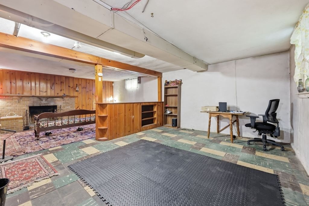 63 Goodwin St Springfield — Photo 32 of 42