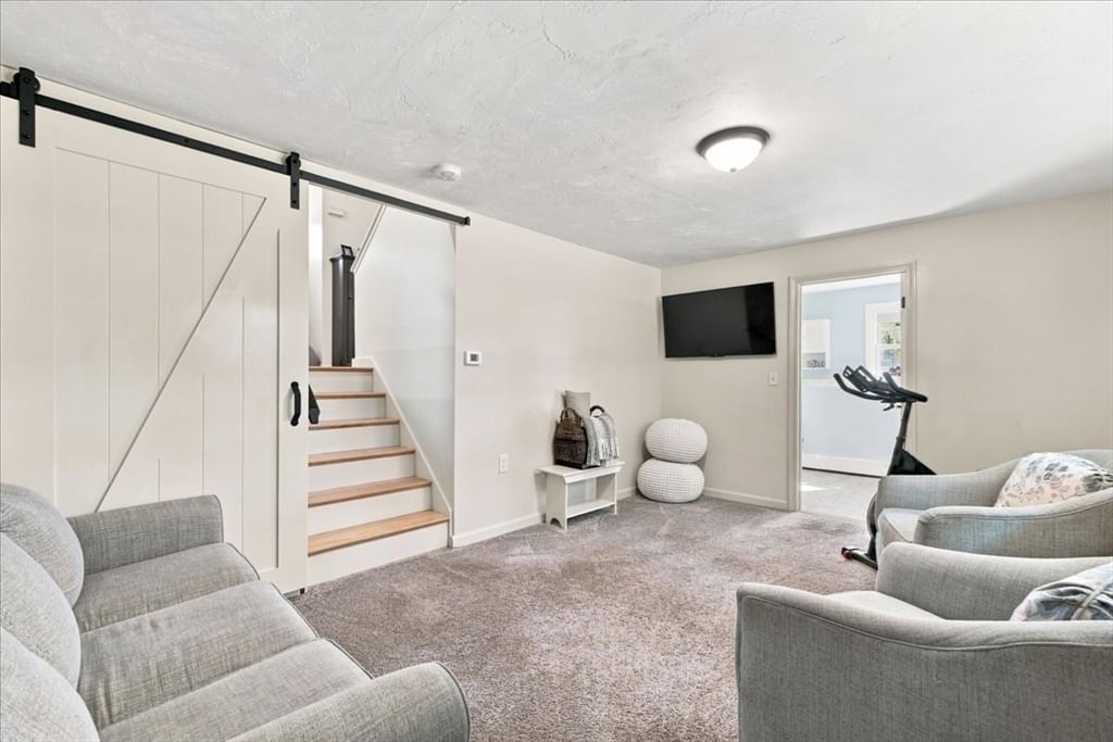 3 Copper Beech Dr Kingston — Photo 27 of 37