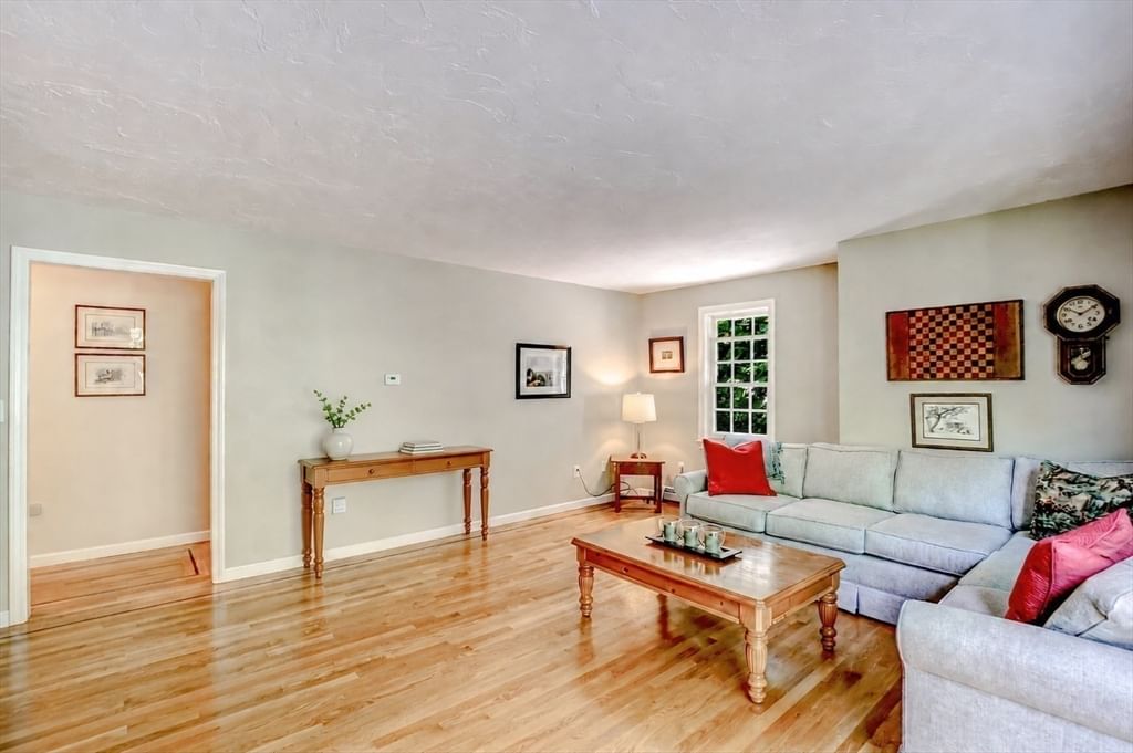 70 Willard Road Westminster — Photo 17 of 42