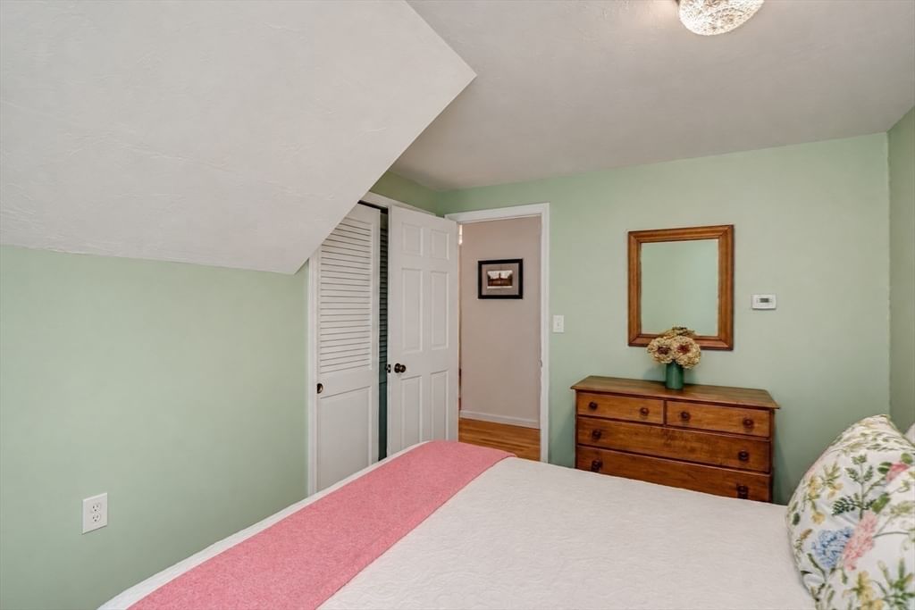 70 Willard Road Westminster — Photo 31 of 42