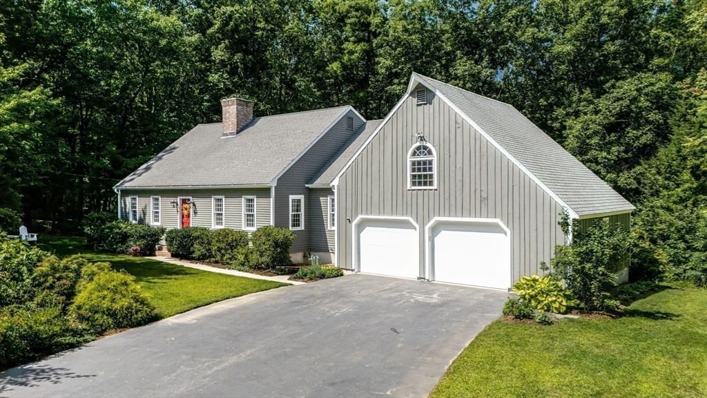 70 Willard Road Westminster — Photo 6 of 42