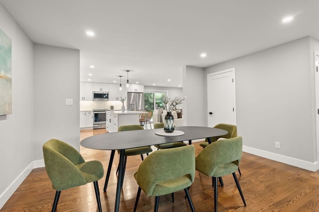 323 Ridge St Arlington — Photo 13 of 38