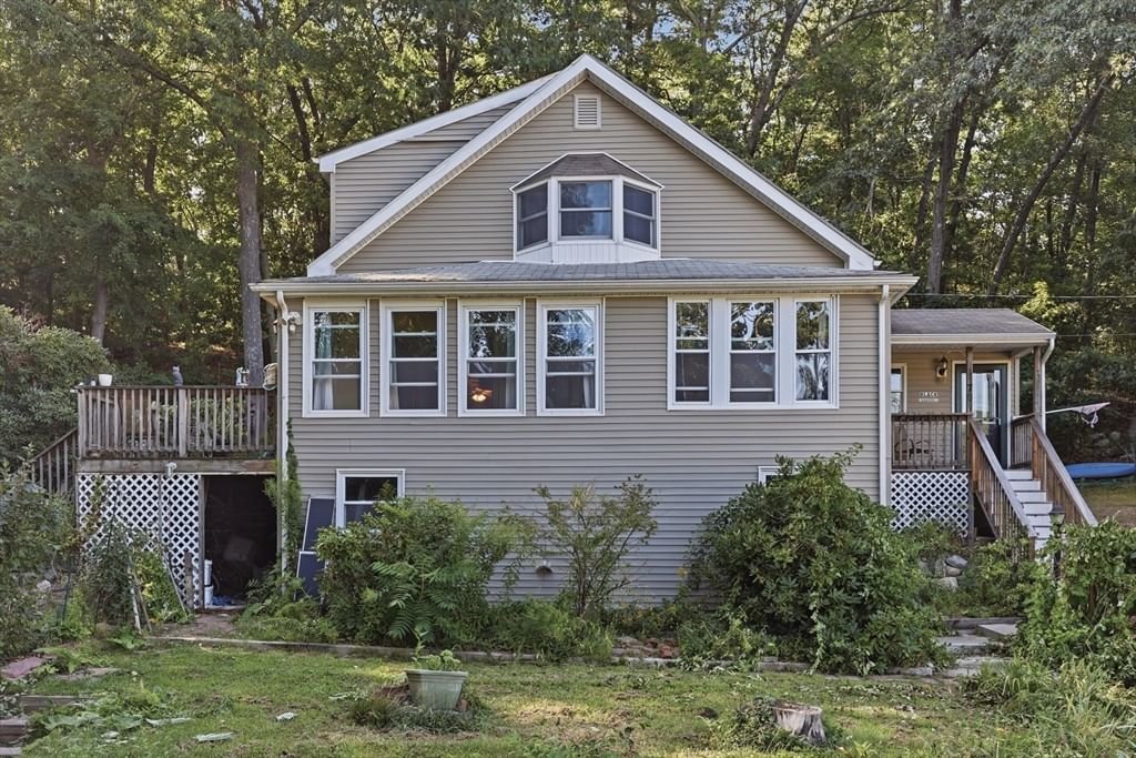 Property at 79 Waverly Rd, Woburn, MA 01801