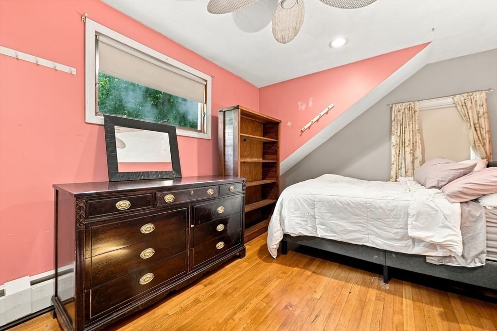 79 Waverly Rd Woburn — Photo 22 of 37