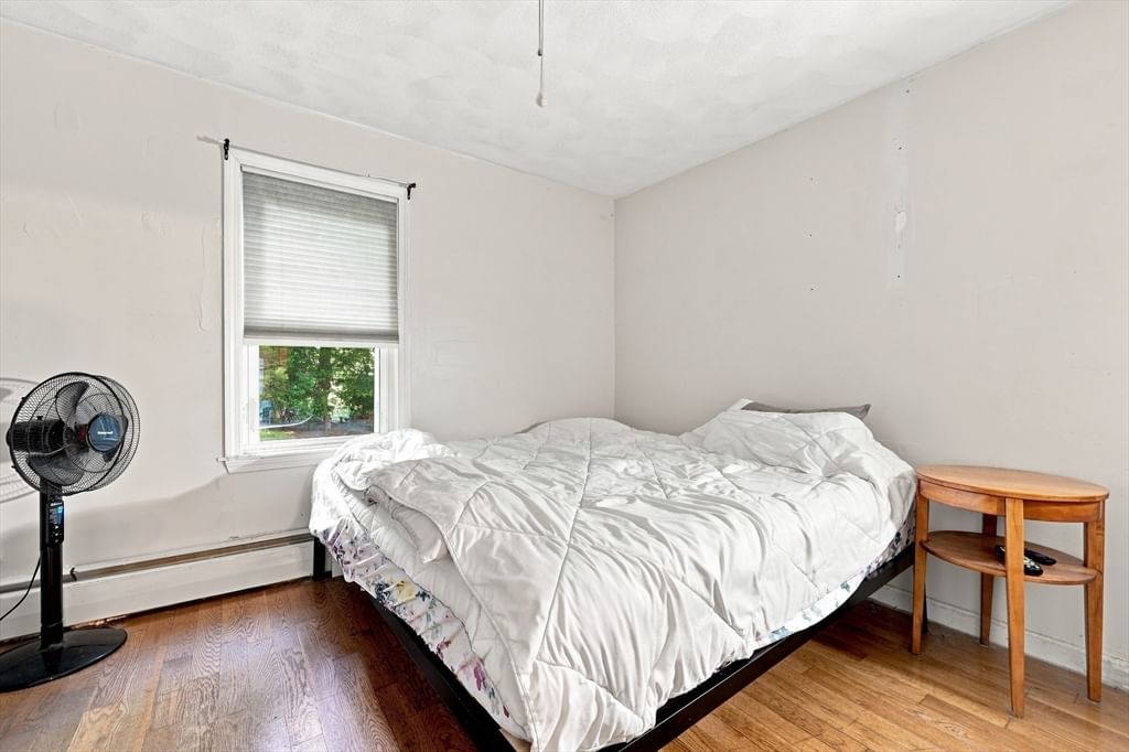 79 Waverly Rd Woburn — Photo 26 of 37