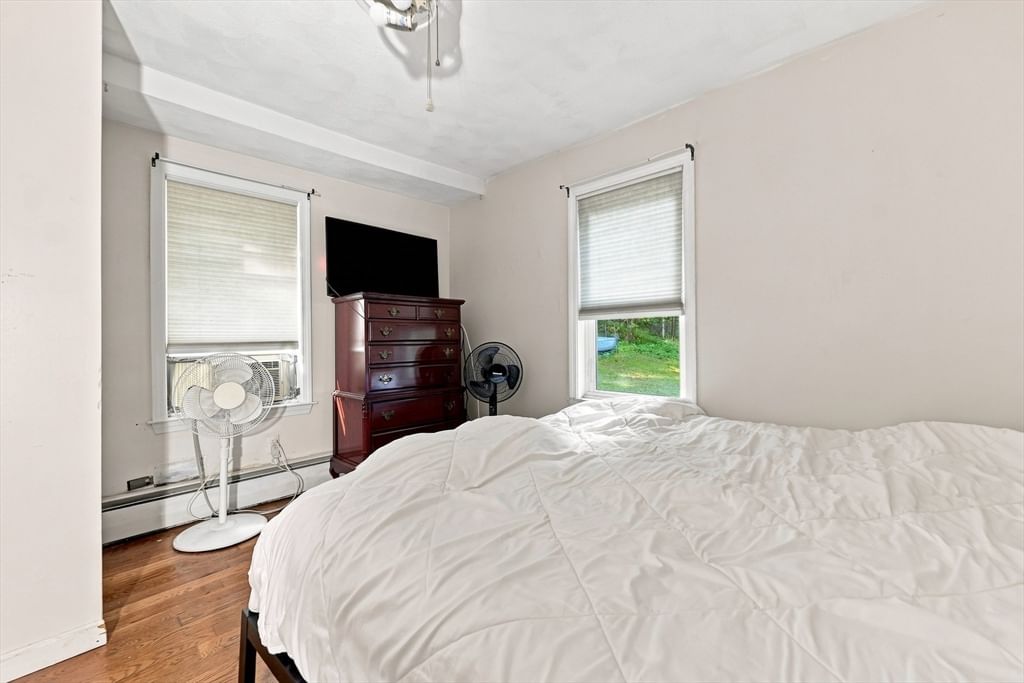 79 Waverly Rd Woburn — Photo 28 of 37