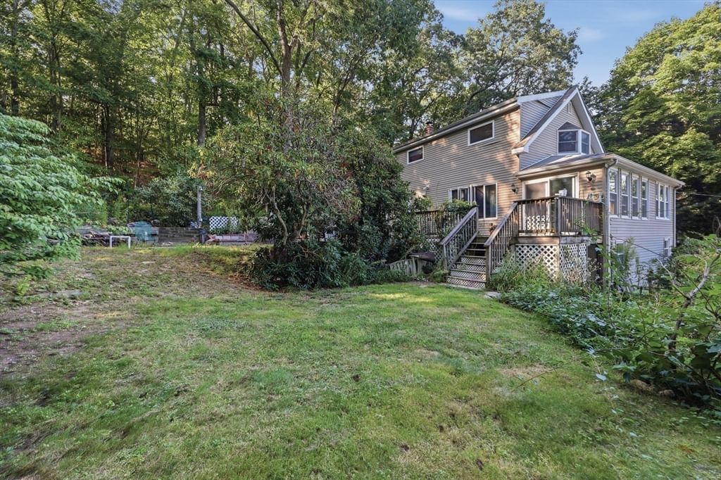 79 Waverly Rd Woburn — Photo 29 of 37