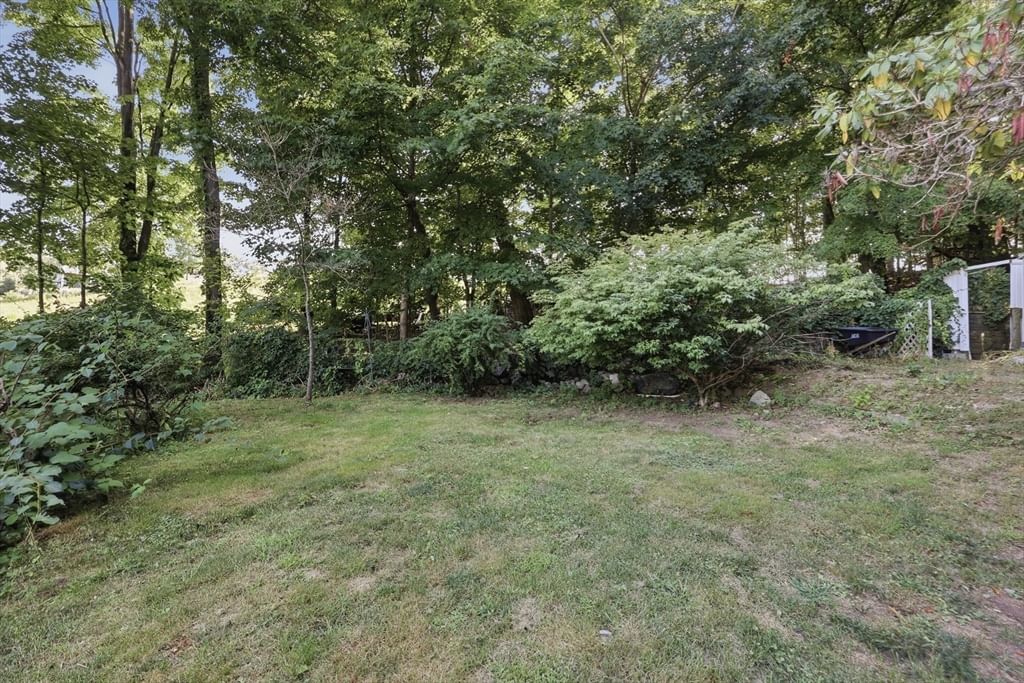 79 Waverly Rd Woburn — Photo 31 of 37