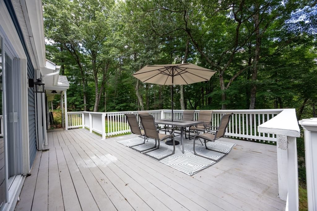 17 Gardner Ave Sturbridge — Photo 33 of 41