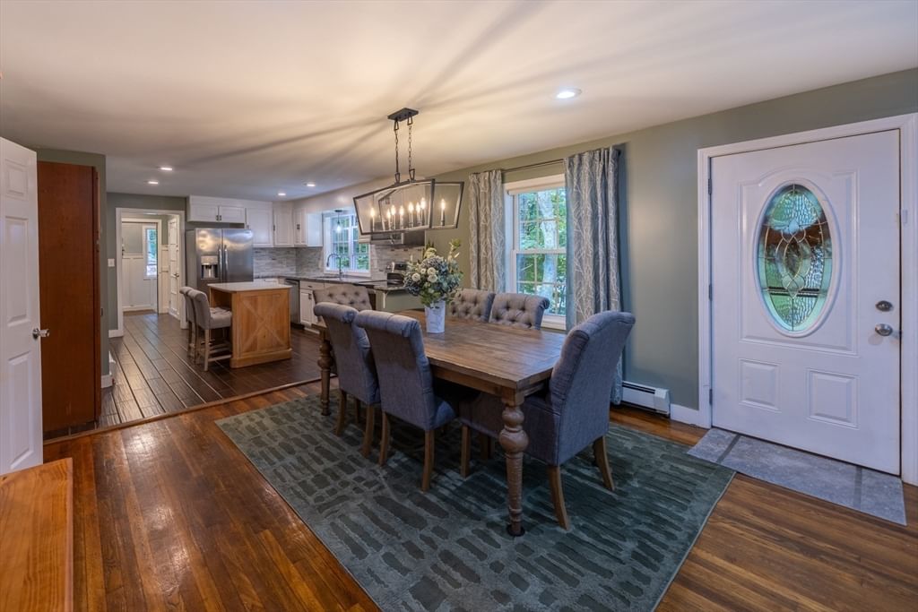 17 Gardner Ave Sturbridge — Photo 9 of 41
