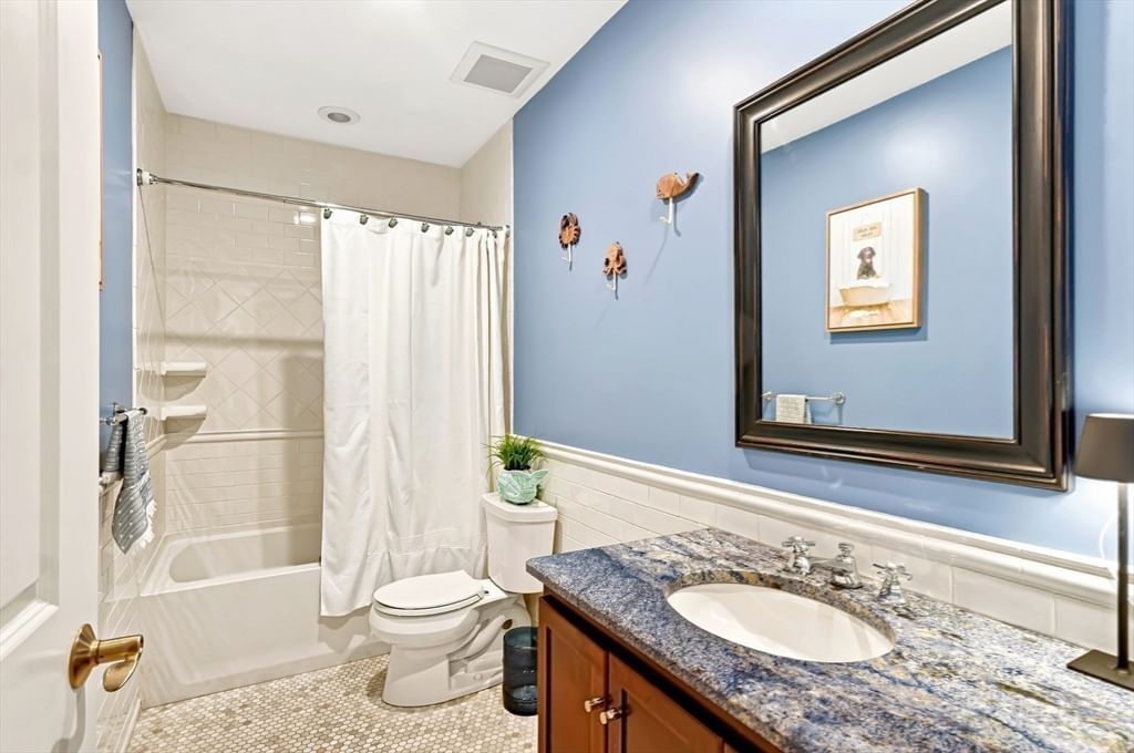 221 Worcester Lane #6 Waltham — Photo 26 of 34