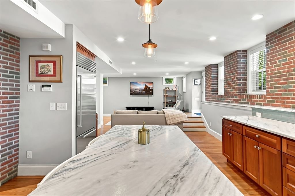 221 Worcester Lane #6 Waltham — Photo 9 of 34