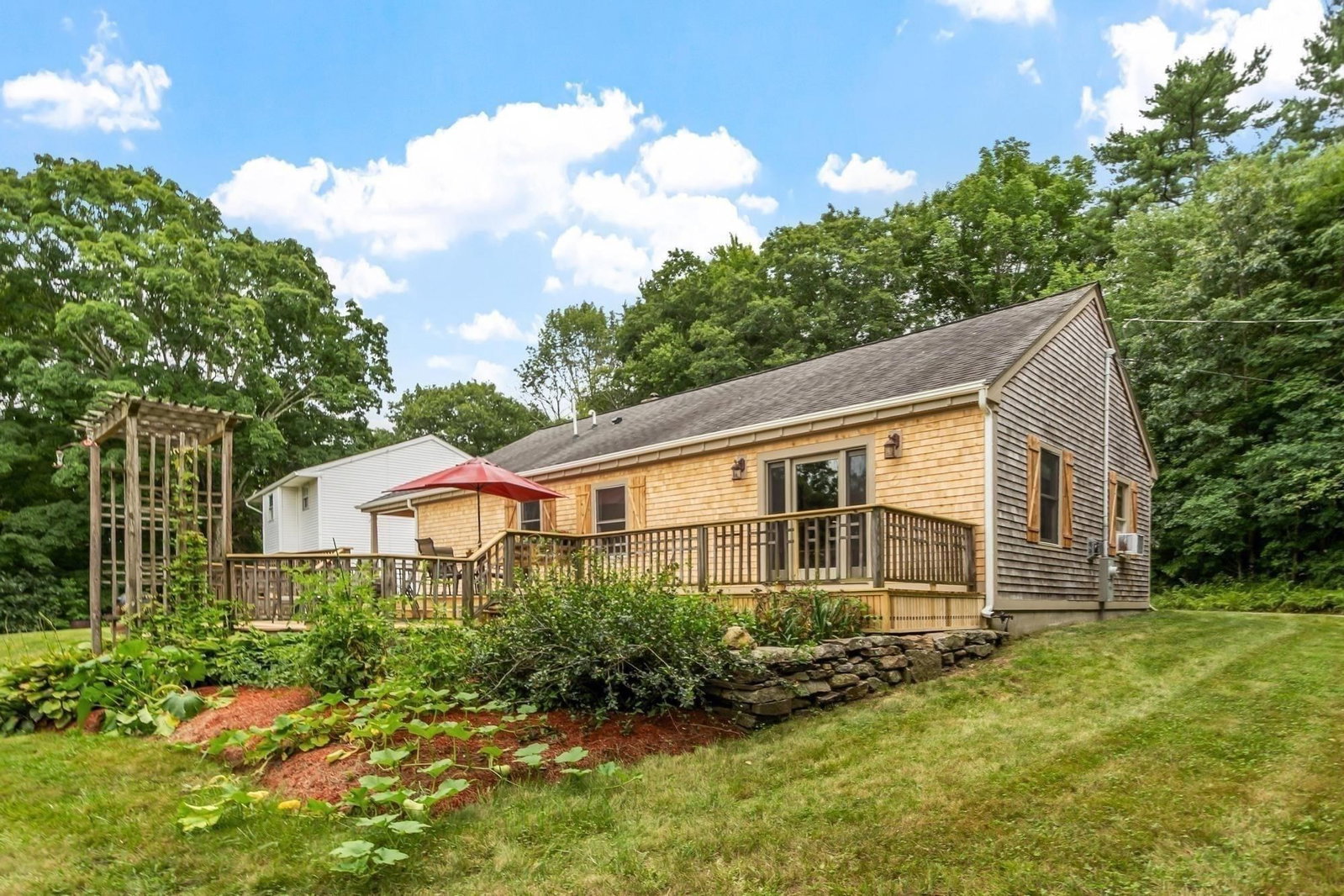 16-18 Curboy Rd Sturbridge — Photo 30 of 40