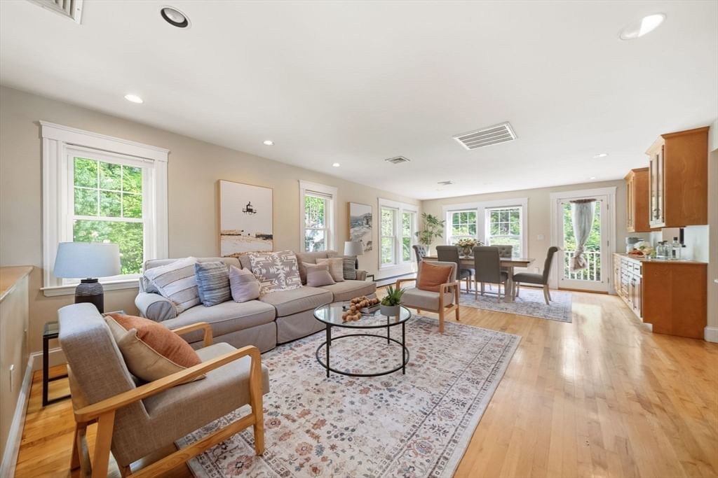 1028 Webster Street Needham — Photo 10 of 29