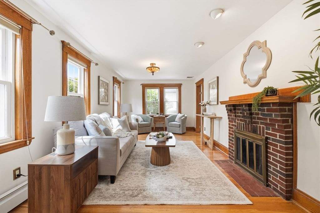 1028 Webster Street Needham — Photo 3 of 29